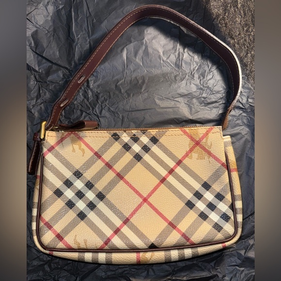 Burberry Haymarket Coated Canvas Nova Check Clara  Pochette AUTHENTIC - Picture 1 of 4
